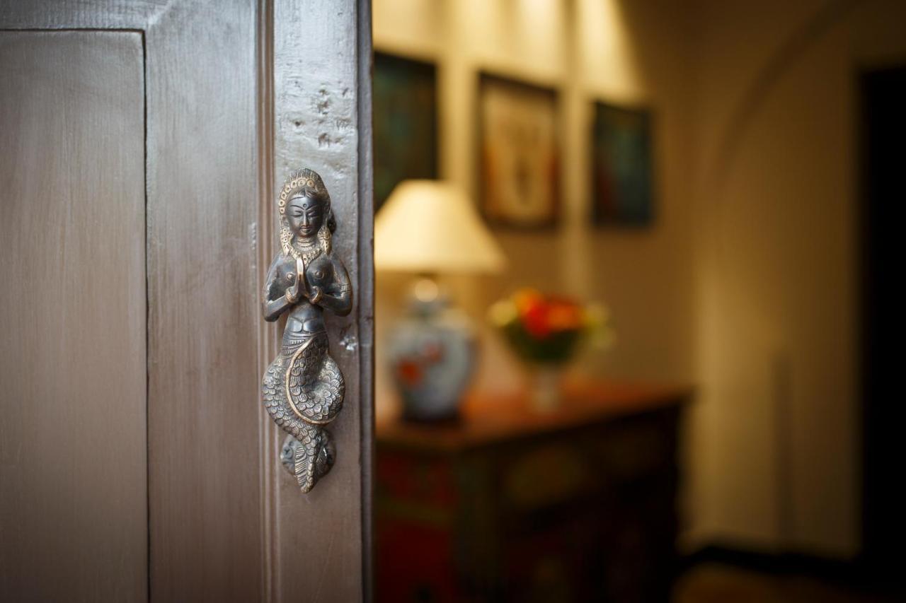 Thamel Villa Heritage Hotel カトマンズ エクステリア 写真